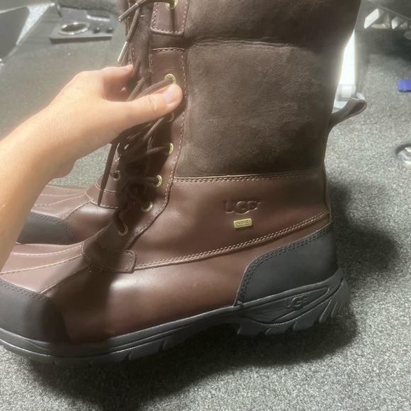 UGG Waterproof Snow Boots - Picture 6 of 8